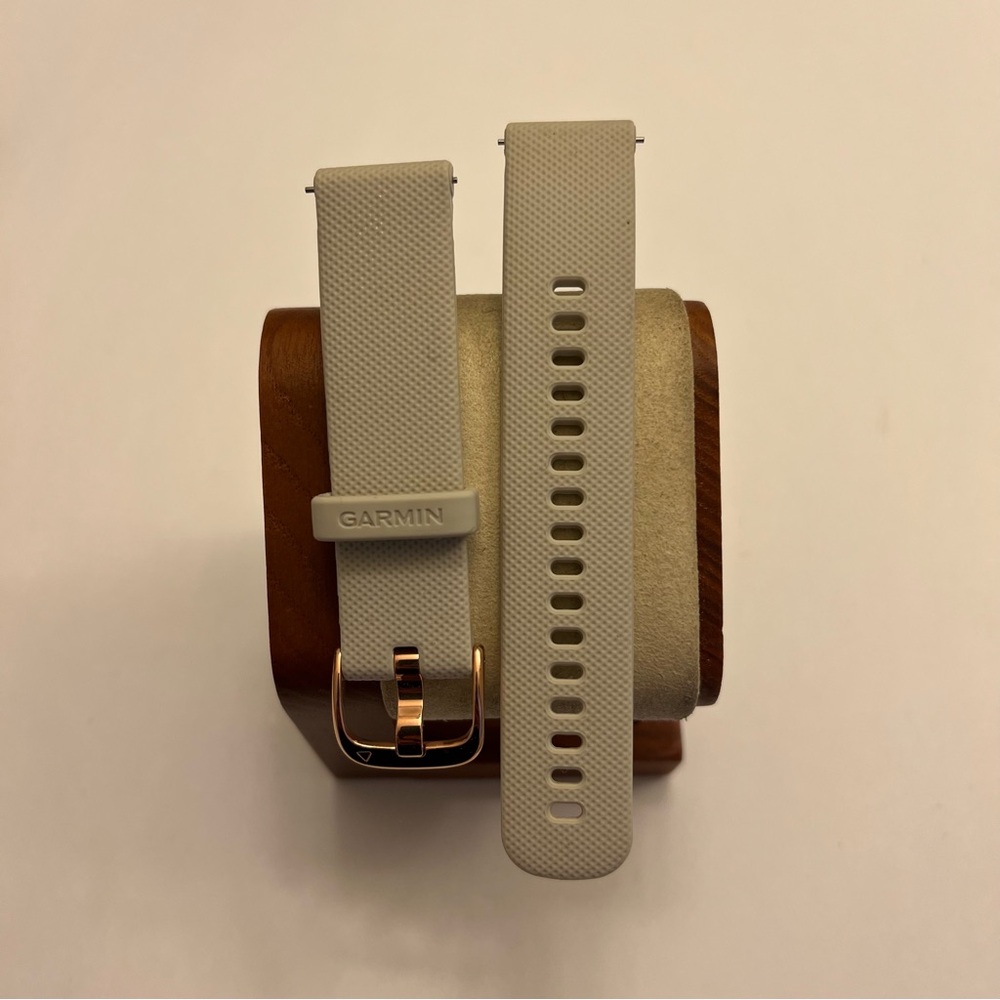 Garmin OEM 18inch Band, Gold/cream, Very Good